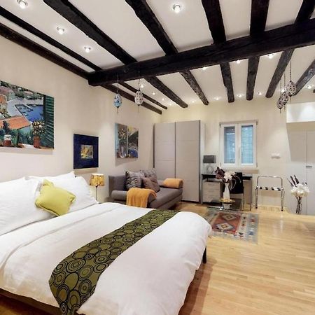 Diocletian Studio Apartments Split Bagian luar foto