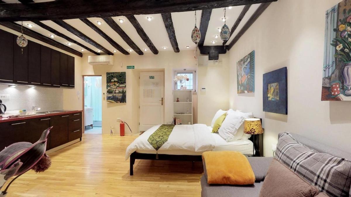 Diocletian Studio Apartments Split Bagian luar foto